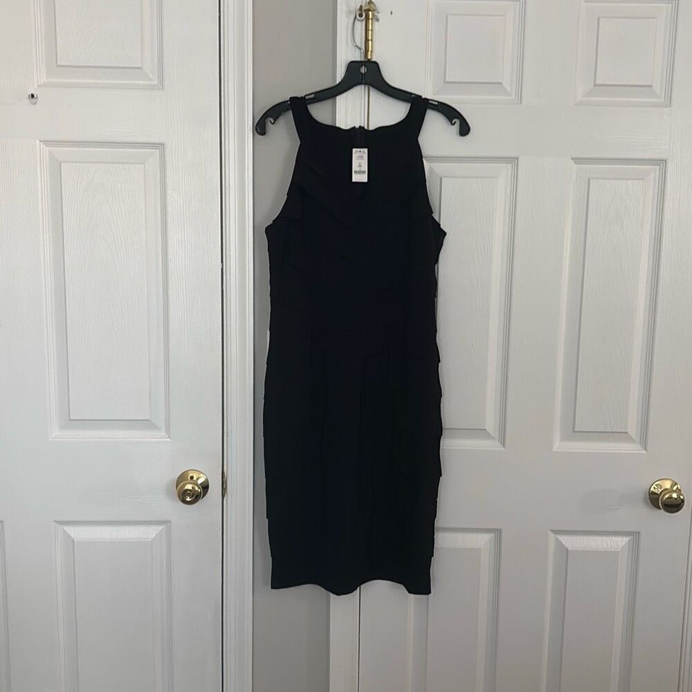 ‼️Sale‼️  White House black market instantly slimming little black dress size 14